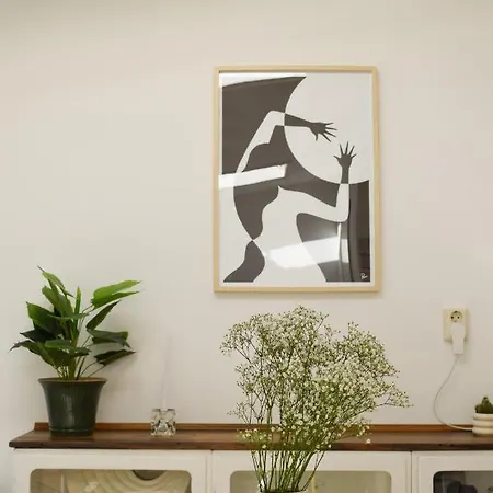 Studio 0222 Guest house